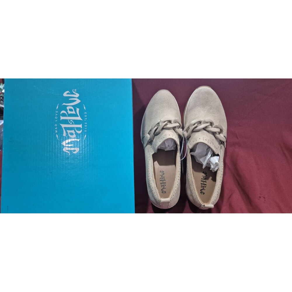 NIB Mad Love Women 8 Maryanne Platform Loafers with Memory Foam Insole Taupe New